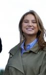 Amsterdam 24 augustus 202
Prins Maurits en Prinses MarilÃ¨ne hebben drie kinderen: Anna (geboren in 2001), Lucas (geboren in 2002), en Felicia (geboren in 2005). Hun volledige achternaam is Van Lippe-Biesterfeld van Vollenhoven . Prins Maurits neemt met zijn gezin de Vlootschouw af tijdens de laatste dag van Sail. Ze varen met de Groene Draeck.