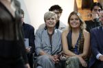 Amsterdam 18 september 2025
Prinses Eloise organiseert samen met Attire Amsterdam en My Lima Lima een modeshow . Haar ouders, Prins Constantijn en moeder Prinses Laurentien zijn natuurlijk aanwezig .