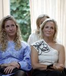 Amsterdam 18 september 2025
Prinses Eloise organiseert samen met Attire Amsterdam en My Lima Lima een modeshow . Haar ouders, Prins Constantijn en moeder Prinses Laurentien zijn natuurlijk aanwezig .