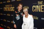 Amsterdam 12 september 2025
Uitreiking Cinemusic Rembrandt Oeuvre Award - tijdens The Night Of Cinemusic in het Concertgebouw. Jeroen Krabbe krijgt Ouvre prijs uit handen van Rene Mioch . Tina de Bruin met haar schoonmoeder Puck Croiset