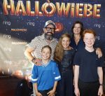 Utrecht 19 september 2025
Premiere Hallowiebe in Kinepolis. Ramon Brugman met partner Nijke en hun kinderen Sepp, Reza en Miya