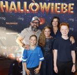 Utrecht 19 september 2025
Premiere Hallowiebe in Kinepolis. Ramon Brugman met partner Nijke en hun kinderen Sepp, Reza en Miya