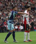 Eindhoven, 21 September 2025
PSV-AJAX, Eindstand 2-2
Kompetitie seizoen 2025-2026
Ricardo Pepi in duel met Josip Sutalo
