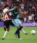 Eindhoven, 21 September 2025
PSV-AJAX, Eindstand 2-2
Kompetitie seizoen 2025-2026
Ricardo Pepi in duel met Josip Sutalo