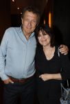 Amsterdam 26 september 2025
Boekpresentatie Simone v d Ende in restaurant Rijks . Chantal Janzen ontvangt het eerste boek . Robert ten Brink kwam met zijn vrouw Roos