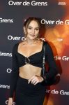 Amsterdam 26 augustus 2025
Premiere over de Grens in het vondelpark . De cast bestaat uit Manuel Broekman Jasmine Sendar Nienke Plas Vincent Banic en Elisabeth Puglia. Rowenna v d Linden
