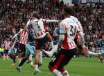 Eindhoven, 21 September 2025
PSV-AJAX, Eindstand 2-2
Kompetitie seizoen 2025-2026
Yarek Gasiorowski scoort 2-1