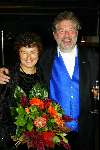 Amersfoort 12 oktober 2003

Premiere zeg ns Aa in de flint

Chiem v Houweninge met vrouw

© Copyright: Fotopersbureau Peter Smulders BV