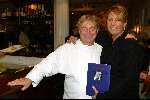 Naarden 28 oktober 2003

Uitreiking boek Paul fagel in het arsenaal

paul Fagel  en Helen Hissink.

© Copyright: Fotopersbureau Peter Smulders BV