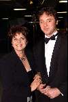 Amsterdam 12 Oktober 2001

Uitreiking Televizierring 2001 
Nelleke v d Kroft van opsporing verzocht Frits Sissing

© Copyright: Fotopersbureau Peter Smulders BV
