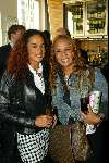 Amsterdam 27 oktober 2003
Presentatie 10 jaar jewels & Watches
Patty Brard met Chimene v Oosterhout