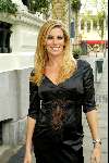Amsterdam 6 oktober 2003
Beau Monde awards in het amstel hotel
Danielle Overgaag in verwachting
Navel zichtbaar