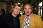 Den Haag 18 oktober 2003
Premiere alleen op de wereld in den haag.
Hans Klok met vriend