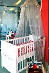 Leiderdorp 23 oktober 2003
Bebinella babywinkel waar Maxima de kinderkamer heeft gekocht