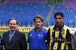 Arnhem 06-07-1999
Ploeg-presentatie van Vitesse seizoen 1999/2000
Karel Aalbers Herbert Neumann en Pierre v Hooydonk