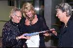 Den Haag 1 oktober 2000
Pia Beck 60 jaar in het vak .
Pia en vriendin en Astrid Engels
