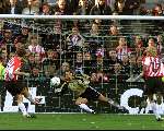 Eindhoven, 29 Oktober 2000
Kompetitie seizoen 2000/20001
PSV-AJAX, eindstand 1-1
Fred Grim stopt bijna de ingeschoten penalty van Arnold Bruggink