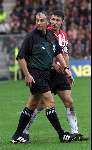 Eindhoven, 29 Oktober 2000
Kompetitie seizoen 2000/20001
PSV-AJAX, eindstand 1-1
Mario v d Ende met Mark v Bommel