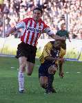 Eindhoven, 29 Oktober 2000
Kompetitie seizoen 2000/20001
PSV-AJAX, eindstand 1-1
Mark v Bommel haar trekken