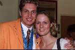 Den Haag 4 oktober 2000
Huldiging van de medaillewinnars  Olympische spelen door Koningin Beatrix en Prins Willem Alexander.
Pieter v d Hoogenband  met zijn vriendin