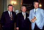 Bram Moszkowicz met zijn vader  Max Moszkowicz en broer David Moszkowicz