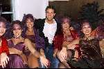 AMSTERDAM 22 OKTOBER 2001
Nacht van de Lingerie in Panama.
Bas Muijs tussen modellen in lingerie