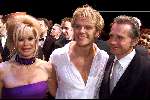 SCHEVENINGEN 21 OKTOBER 2001
PREMIERE van AIDA in het circustheater.
Connie Breukhoven, Hans Breukhoven en Bastiaan Ragas