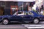 AMSTERDAM 30 oktober 2001
Emile Ratelband in zijn Rolls Royce