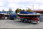 Kampen, 8 oktober 2001
Het bouwen van een sloep bij interboat
Trailer