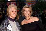 AMSTERDAM 12 OKTOBER 2001
UITREIKING VAN DE TELEVIZIERRING IN THE HEINEKEN MUSIC HALL. 
Irene Moors met moeder