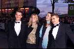 Amsterdam 1 Oktober 2001
Premiere Discovery of heaven in de pathe Arena
v.l.n.r. JasperKrabbe met vriendin en Jacob Krabbe met vriendin