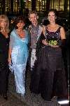 AMSTERDAM 25 OKTOBER 2001
premiere van de musical GRACE
Jet v d Meij , Netty en Addy vd Krommeakker