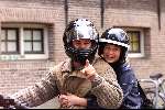 Amsterdam 20 oktober 2001
Martijn Krabbe en zijn nieuwe vriendin op de moter.