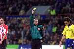 Eindhoven 27 oktober 2001
PSV-RKC 2-0
Roelof Luinge geeft gele kaart