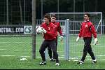 Eindhoven, 22 oktober 2001
Training PSV voor de Championsleague wedstrijd tegen het franse Nantes
Op de foto een verrassend snel herstelde keeper van PSV, Ronald Waterreus die a.s. op de bank begint.



PETER SMULDERS BV