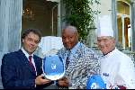 Breda 30 september 2002
George Foreman  met Cas Spijkers en Aad Ouborg