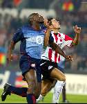 Eindhoven, 25 september 2002
PSV- Asenal FC , tweede wedstrijd in de championsleague
Eindstand 0-4
Kezman probeert doelman David Seaman te verschalken