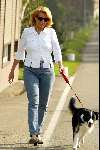 Piershil 2 oktober 2002
Winnie de Jong wandelend met hond