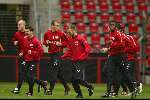 Eindhoven 29 oktober 2002
Laatste training psv voor champions L. tegen auxere
Dennis Rommedahl Jan Heintze Arjen Robben Kevin Bogelund
addo