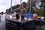 Den bosch 22 Oktober 2002
Hein Pessers bij zijn zeilboot
