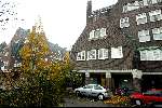 Amsterdam 27 oktober 2002
Huis Mariska  Hulscher  boom op huis gevallen