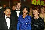 Amsterdam 25 oktober 2002
Televizierring 2002 in heineken music hal
Nelleke v d Kroft met kinderen