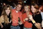 Hong Kong 8 oktober 2004
Princess Model of the world verkiezing.
Aad ouborg met Beertje v Beers en Phaedra Hoste