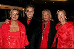 Hong Kong 11 oktober 2004
Princess Model of the world verkiezing.
Aad Ouborg met zussen