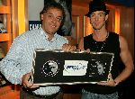 Hong Kong 11 oktober 2004
Princess Model of the world verkiezing.
Charly Luske en Aad Ouborg