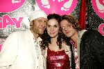 Amsterdam 26 oktober 2004
Premiere Gay in Pathe de Munt.
Hugo Metsers III met hoofddoek en Tygo Gernandt en Anna Drijver