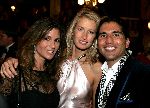 Amsterdam 18 oktober 2004
Uitreiking Beau Monde awards in Tuschinski.
Anouk Voorveld Quinty Trustfull en Rodrigo Otazu