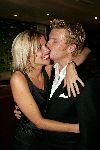 Amsterdam 21 oktober 2004
Uitreiking van de televizierring in HMH.
Bastiaan Ragas en Tooske Breugem kussend