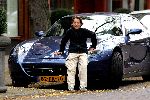 Amsterdam 31 oktober 2004
Zoon Bram Moszkowicz bij Ferrari op cornelis schuytstraat