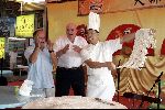 Hong Kong 8 oktober 2004
Princess Model of the world verkiezing.
Cas Spijkers en Joop Braakhekke met chinese kok
